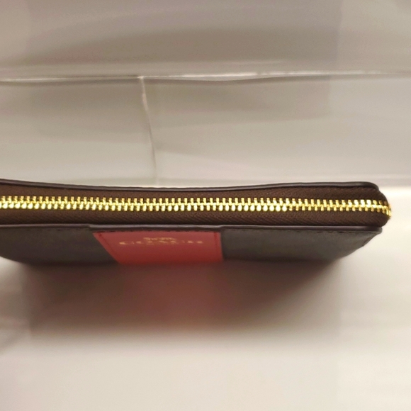 NWT Coach Corner Zip Wristlet In Signature Canvas - Picture 4 of 8